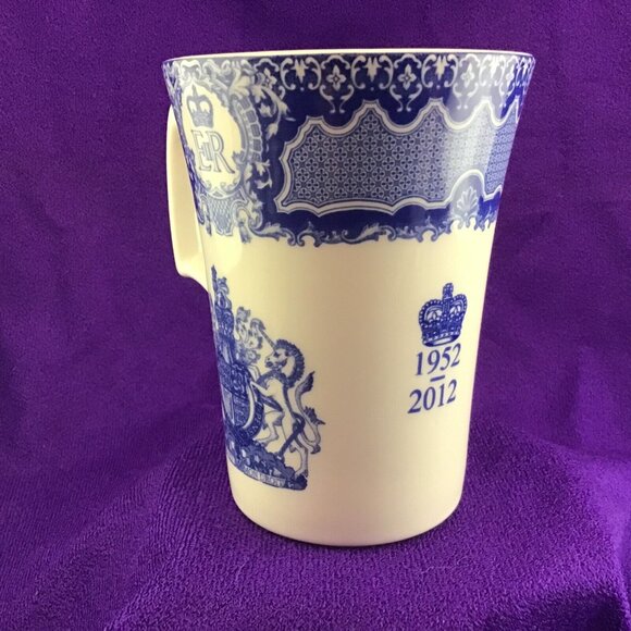 Queen Elizabeth II Diamond Jubilee Mug Spode Blue Room Collection 1952 2012 - Picture 7 of 13